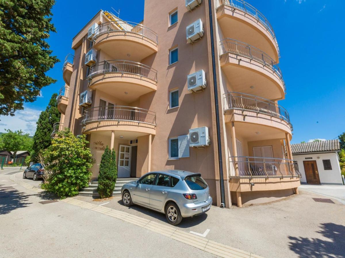 Vanda Apartment