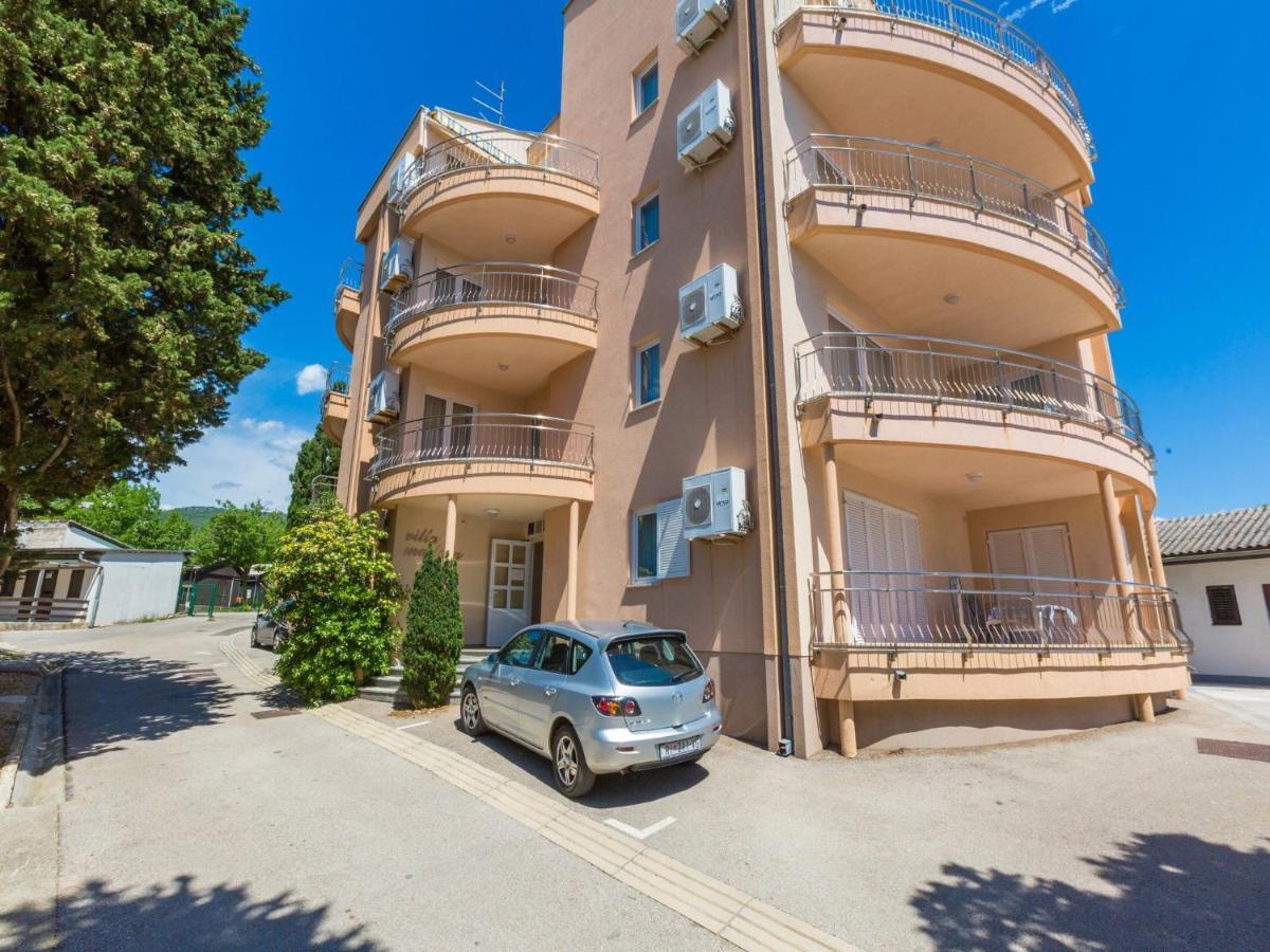 Apartment Vanda *