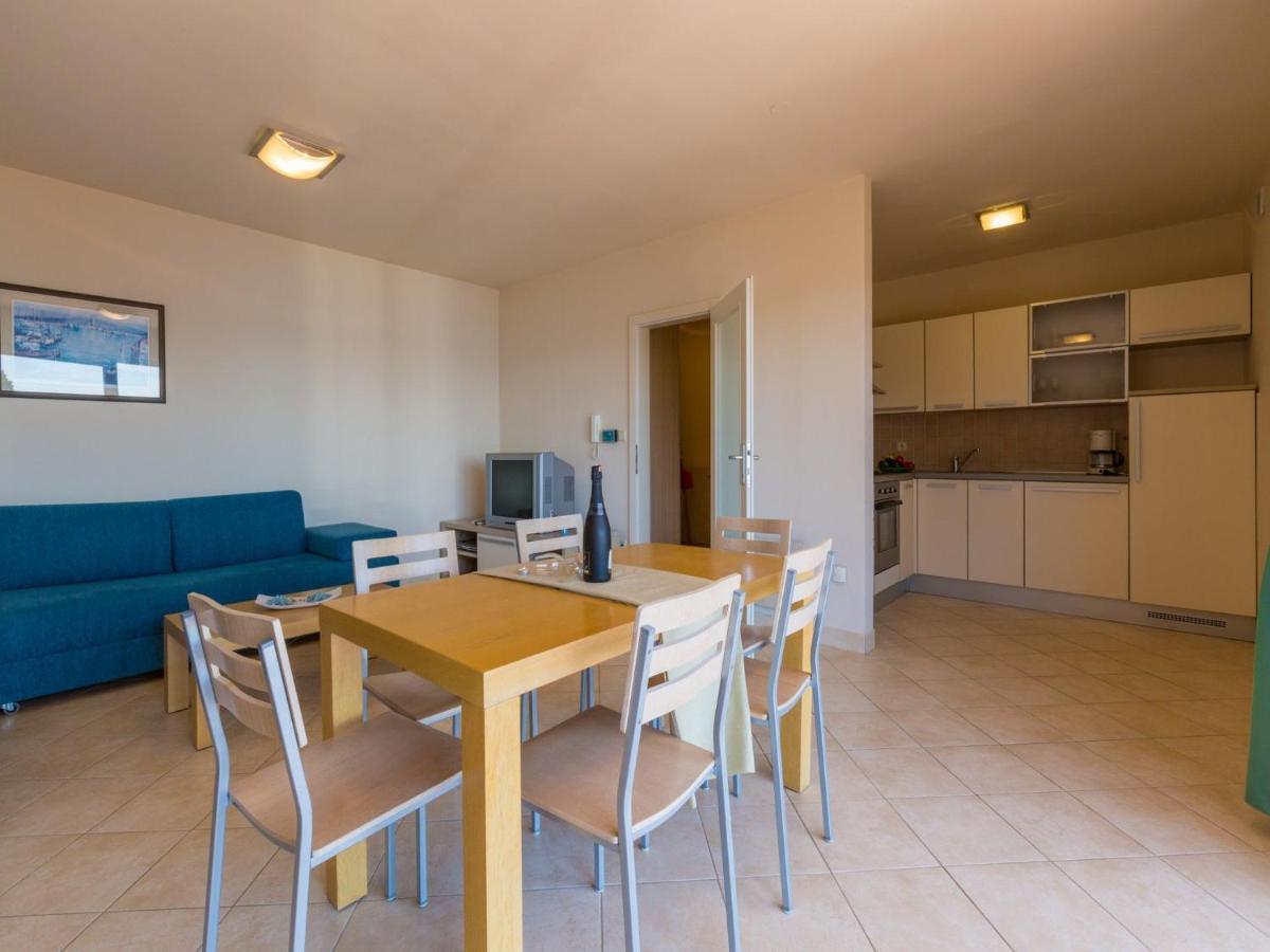 Apartment Vanda *