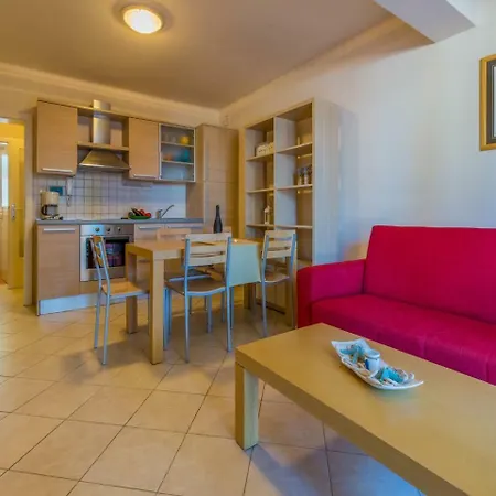 Apartments Villa Vanda Selce Exterior photo