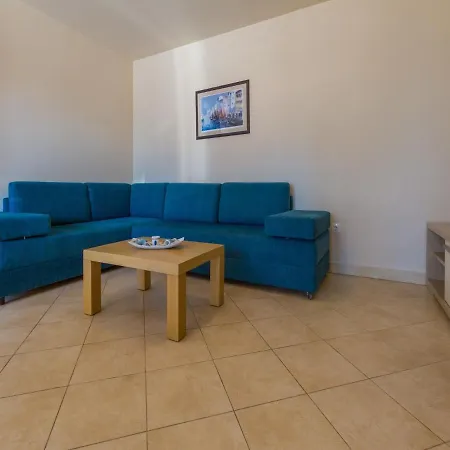 Apartments Villa Vanda Selce Exterior photo
