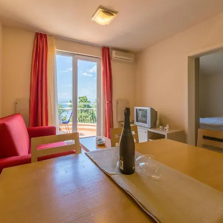 Apartments Villa Vanda Selce Exterior photo