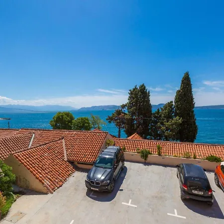 Apartments Villa Vanda Selce Exterior photo