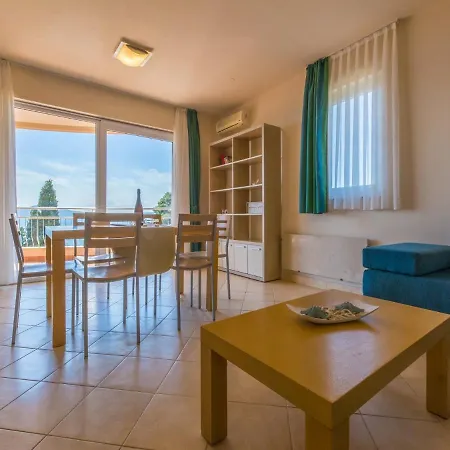 Apartments Villa Vanda Selce Exterior photo