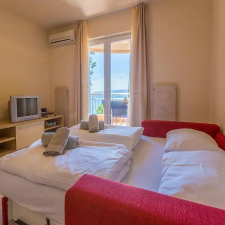 Apartments Villa Vanda Selce Exterior photo