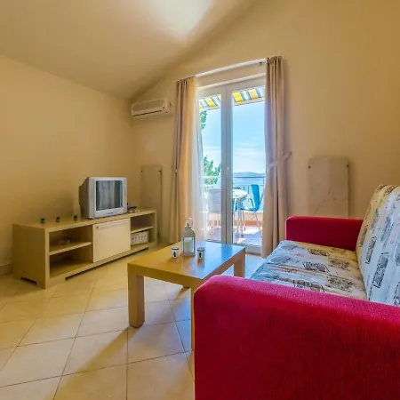 Apartments Villa Vanda Selce Exterior photo