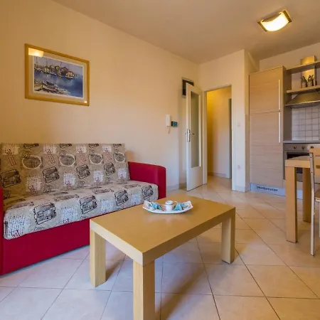 Apartments Villa Vanda Selce Exterior photo
